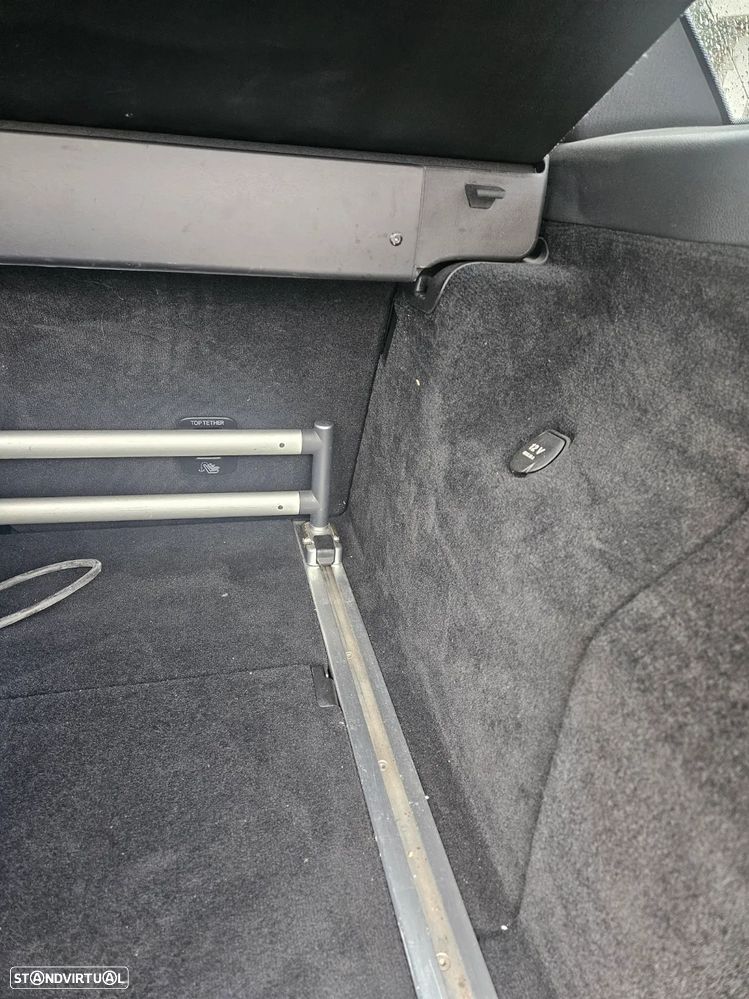 Mercedes-Benz E 300 Bluetec Hybrid Avantgarde - 8