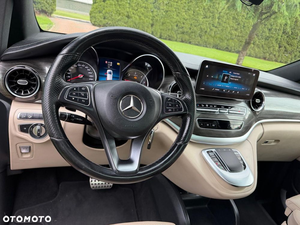 Mercedes-Benz Klasa V 250 d lang 4Matic 9G-TRONIC Exclusive - 12