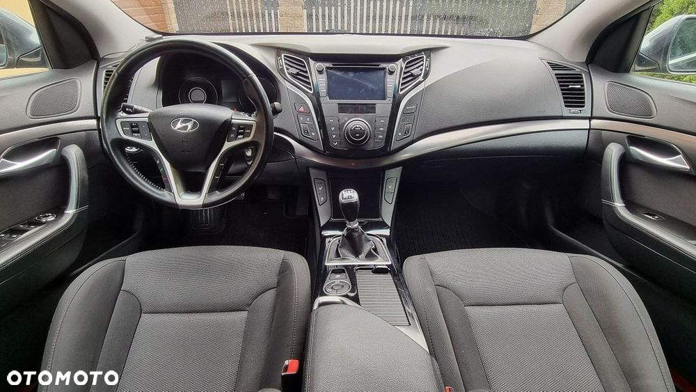 Hyundai i40 - 12