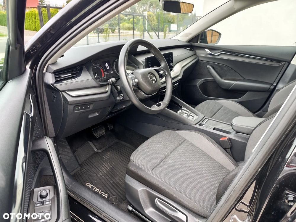 Skoda Octavia 1.5 TSI e-Tec Ambition DSG - 5