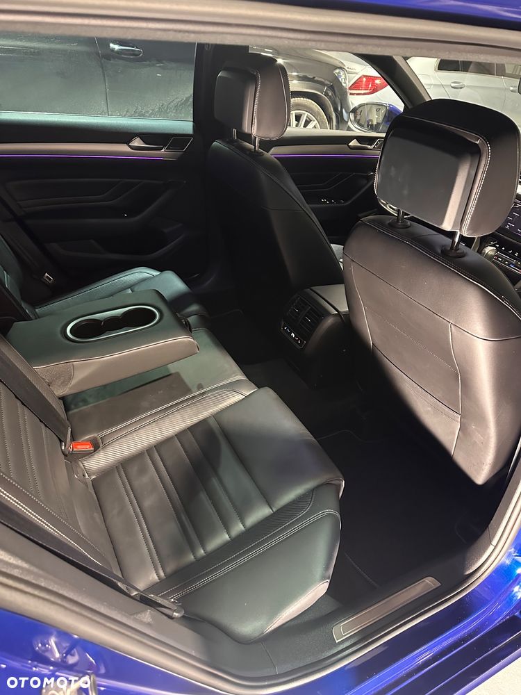 Volkswagen Passat - 15
