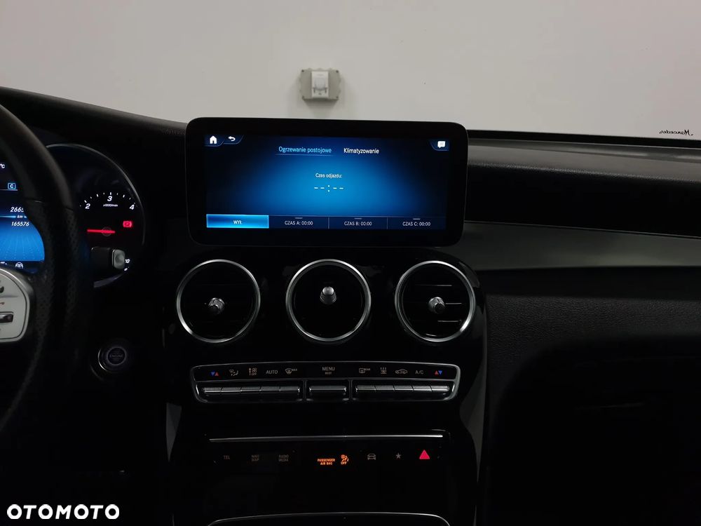 Mercedes-Benz GLC 220 d 4Matic 9G-TRONIC AMG Line Plus - 18