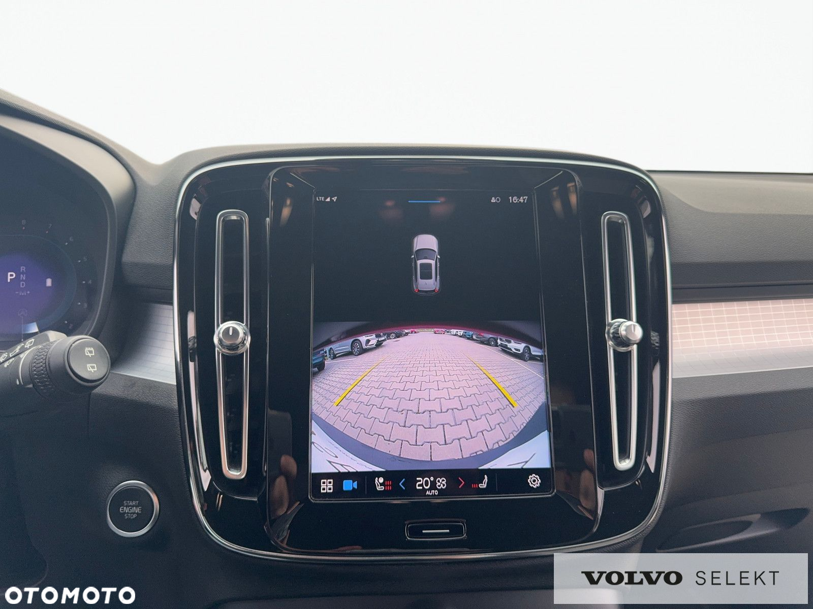 Volvo XC 40 - 23