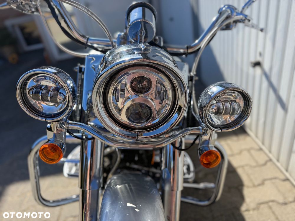 Harley-Davidson Touring Road King - 18