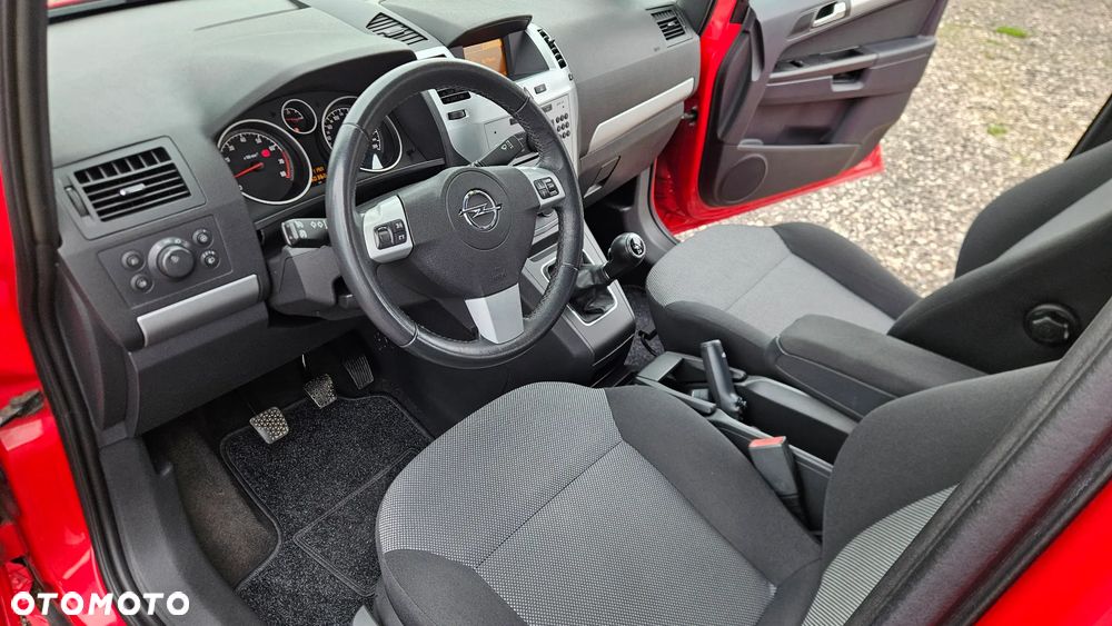 Opel Zafira 1.8 Enjoy - 11