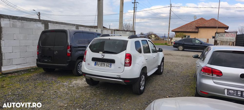 Dacia Duster 1.5 dCi 4x2 Prestige - 4