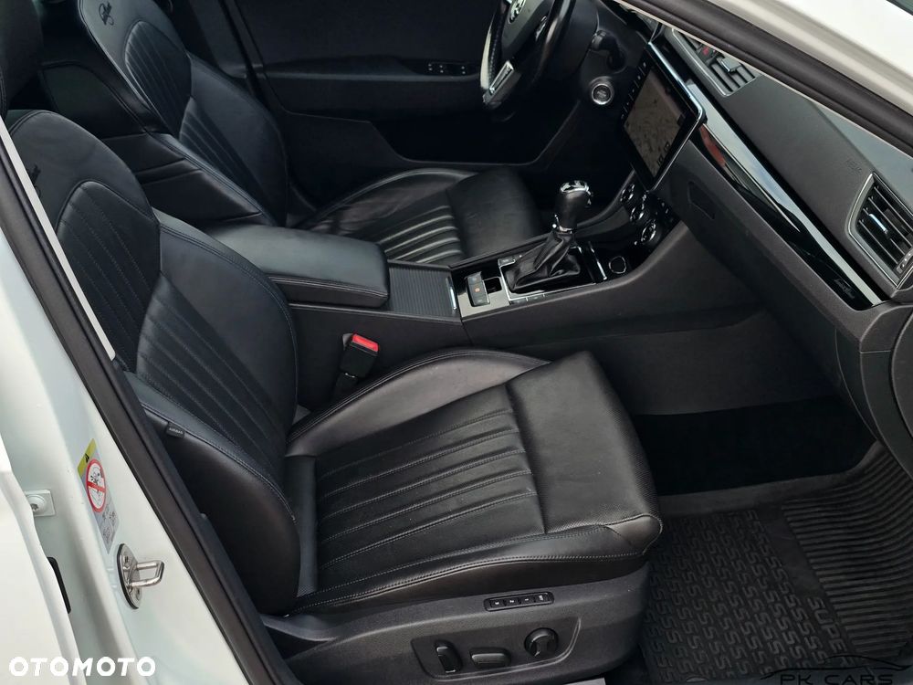 Skoda Superb 2.0 TDI 4x4 DSG L&K - 35