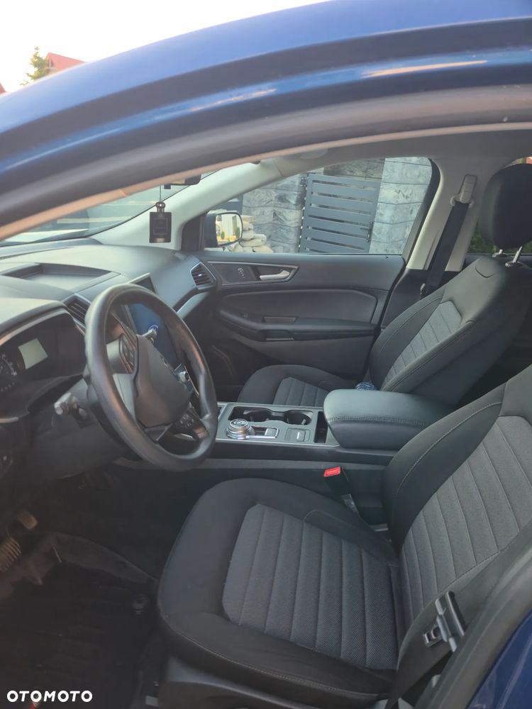 Ford Edge - 8