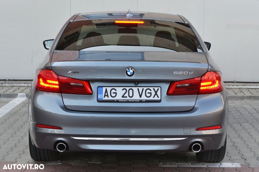 BMW Seria 5 520d xDrive AT - 14