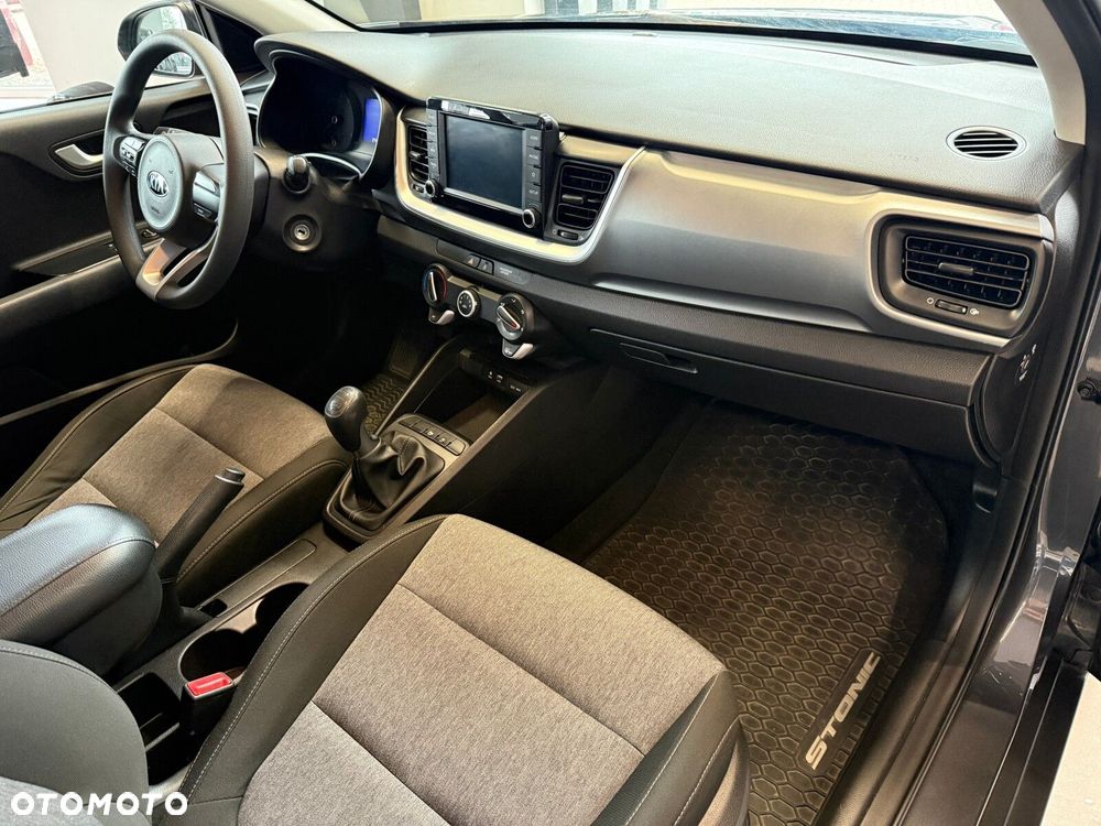 Kia Stonic - 16