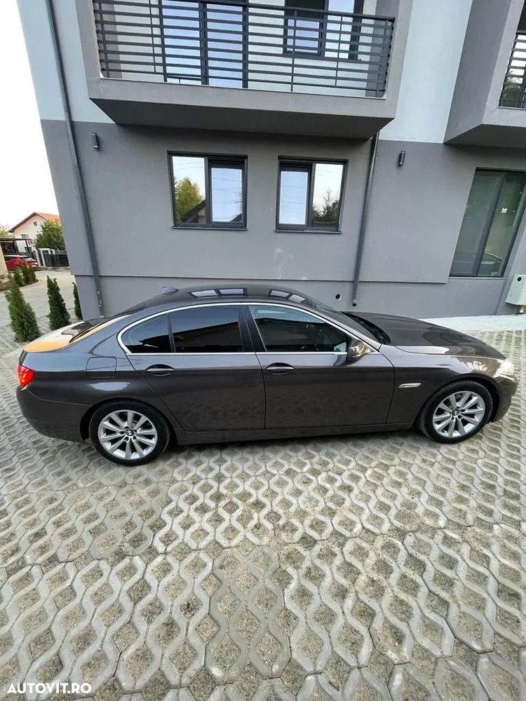 BMW Seria 5 520d - 3