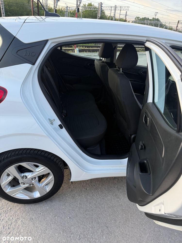 Hyundai i10 - 10