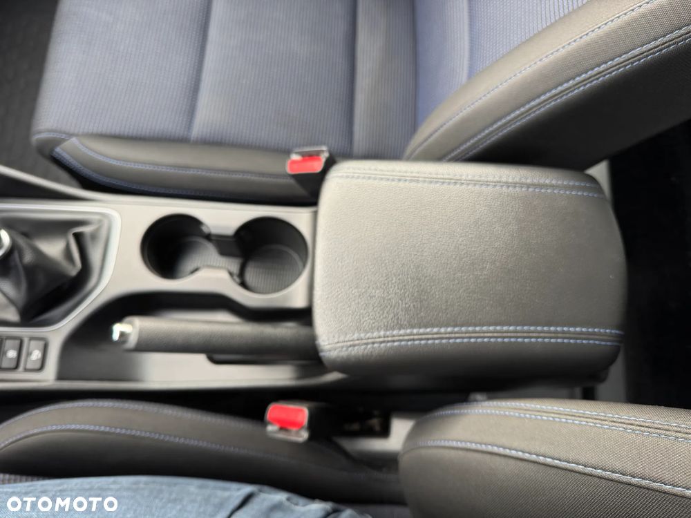 Hyundai Tucson blue 1.6 GDi 2WD Navi - 27