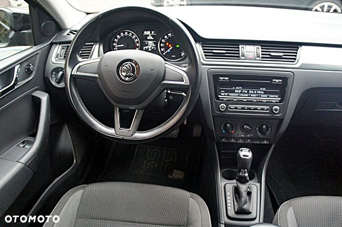 Skoda RAPID 1.6 TDI DSG Ambition - 18