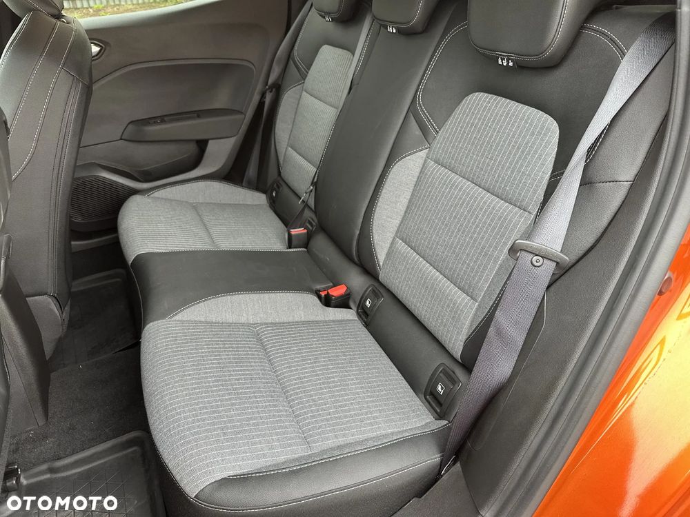 Renault Clio 1.0 TCe Techno - 17