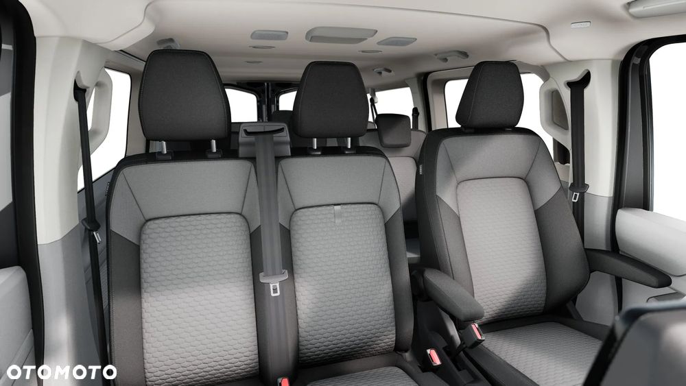 Volkswagen Caravelle - 9