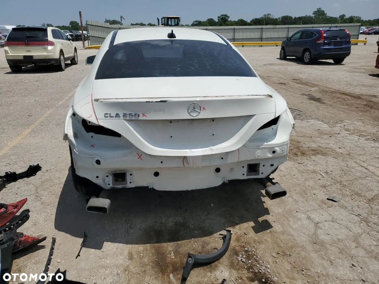 Mercedes-Benz CLA - 6