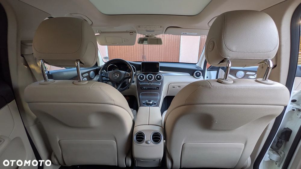 Mercedes-Benz GLC 300 4-Matic - 15
