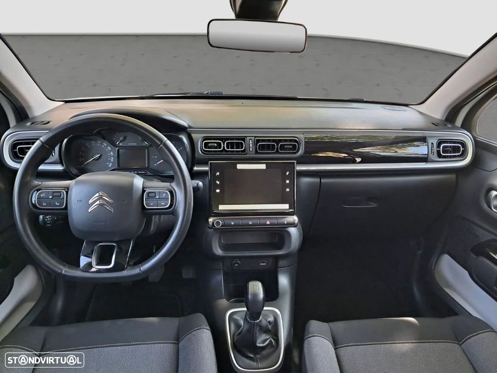 Citroën C3 1.2 PureTech Shine — fotografia 5