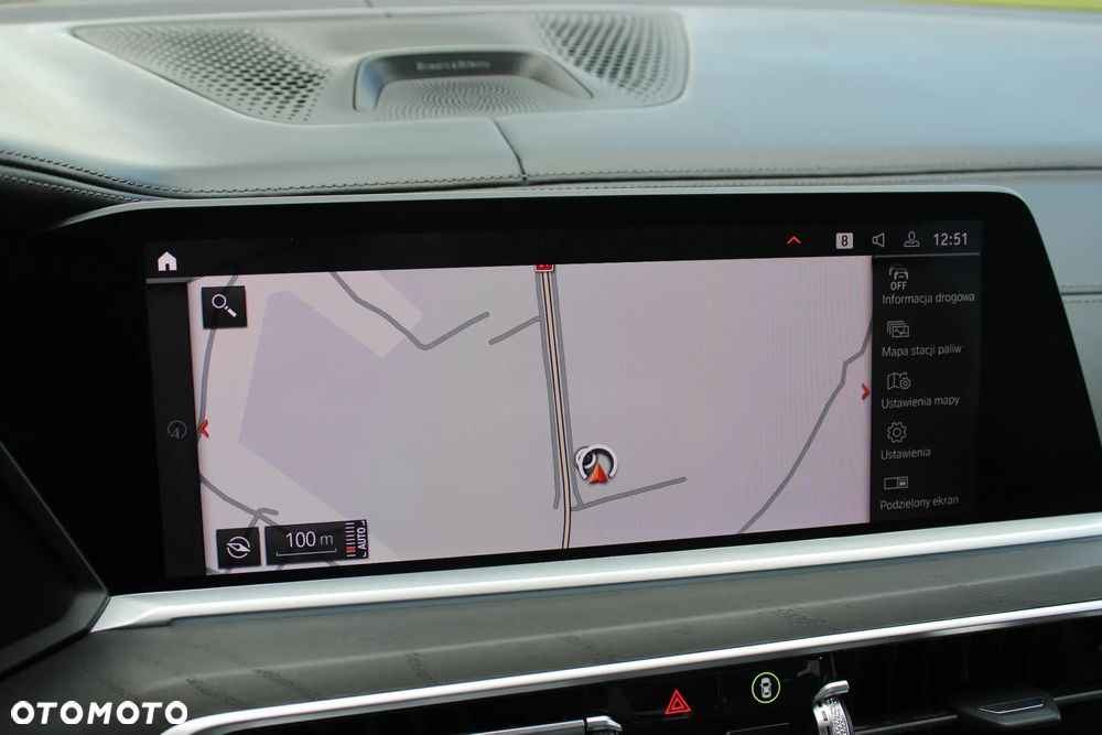 BMW X7 M50i sport - 26