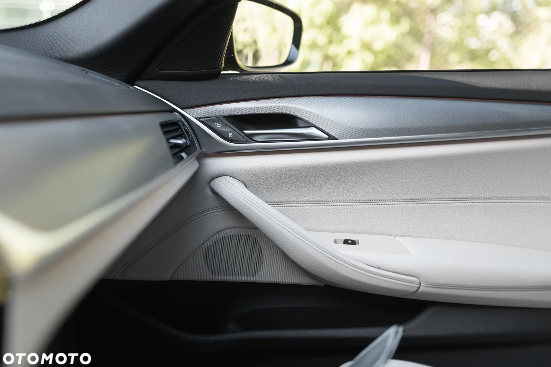 BMW Seria 5 520d xDrive Sport - 18