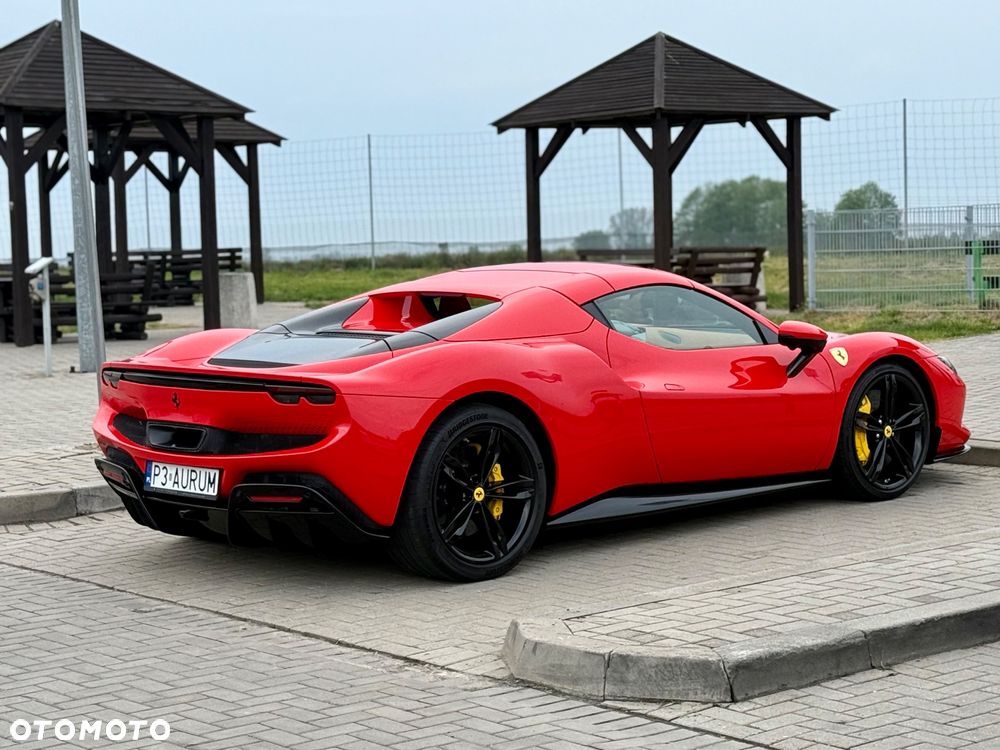 Ferrari 296 GTS - 3