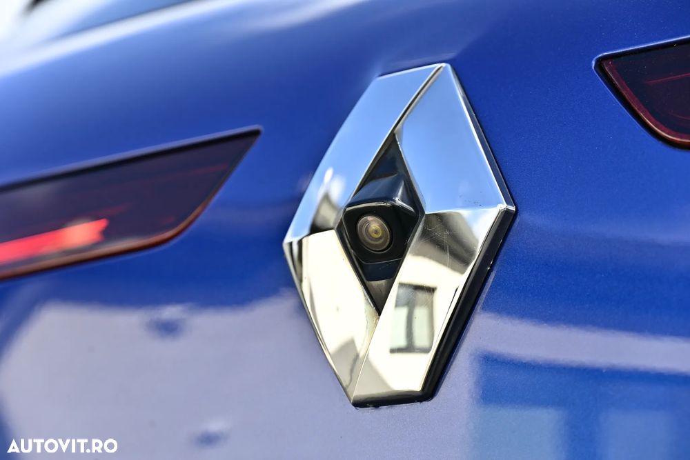 Renault Megane ENERGY TCe 205 EDC GT - 37