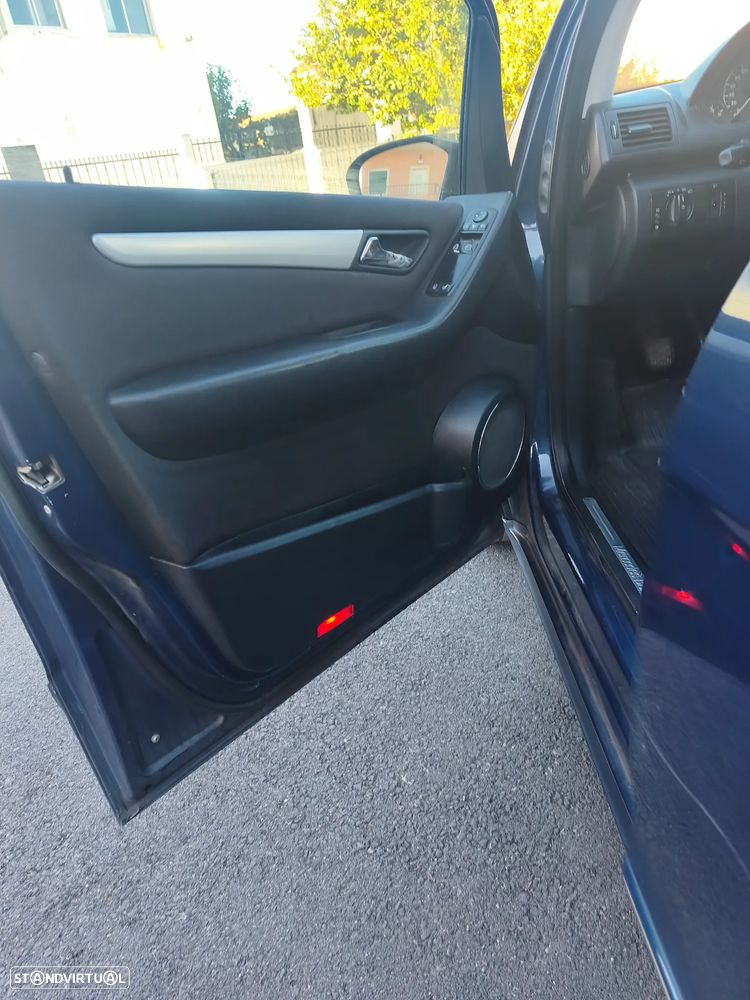 Mercedes-Benz A 150 Elegance - 14