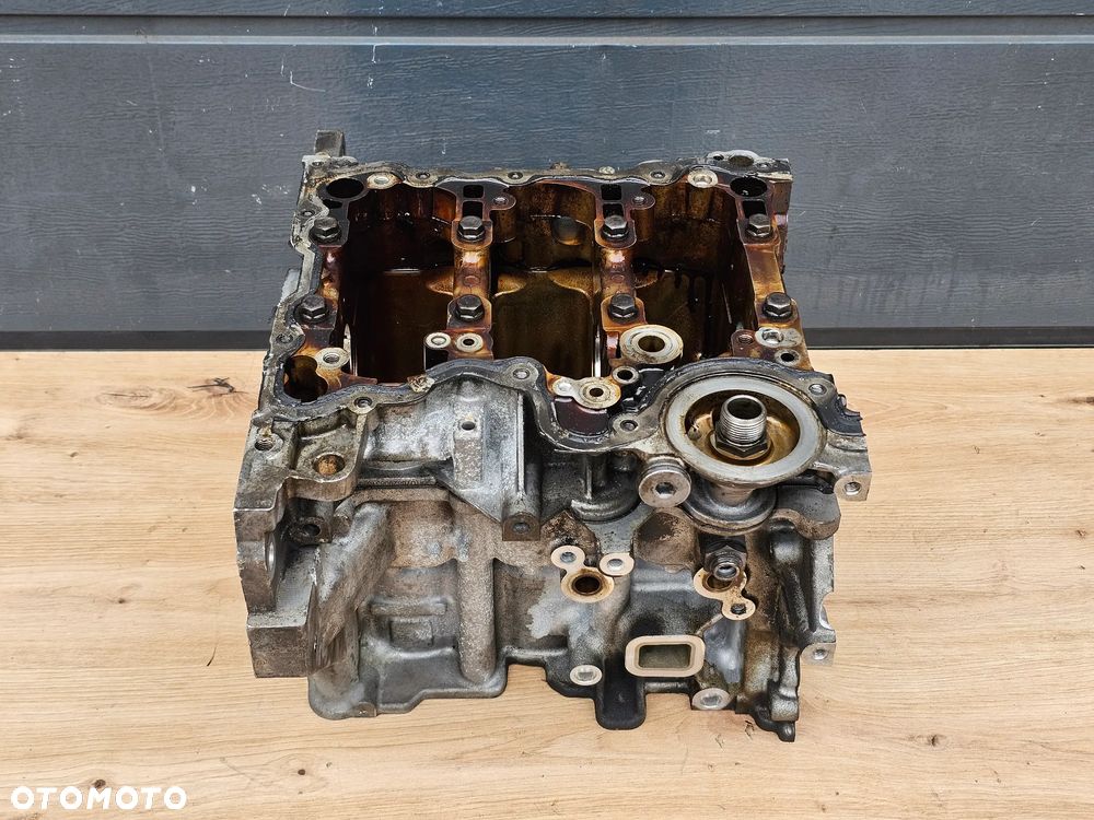 BLOK SILNIKA OPEL CORSA E ADAM 1.0 TURBO B10XFT - 1