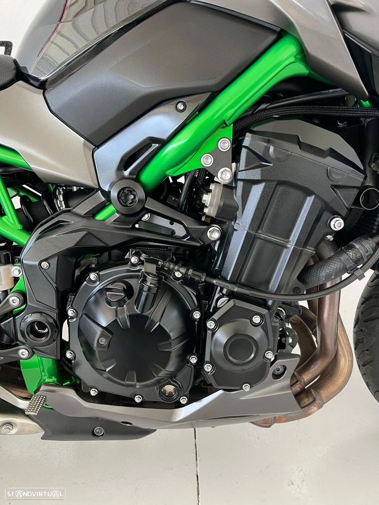 Kawasaki Z 900 - 10