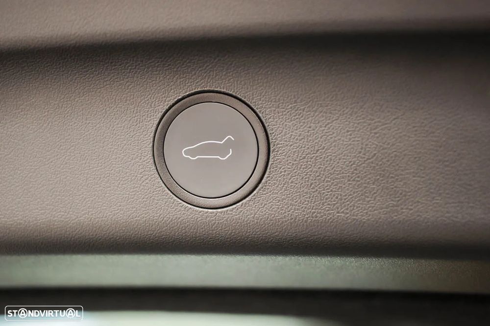 Tesla Model Y Tração Traseira - 9