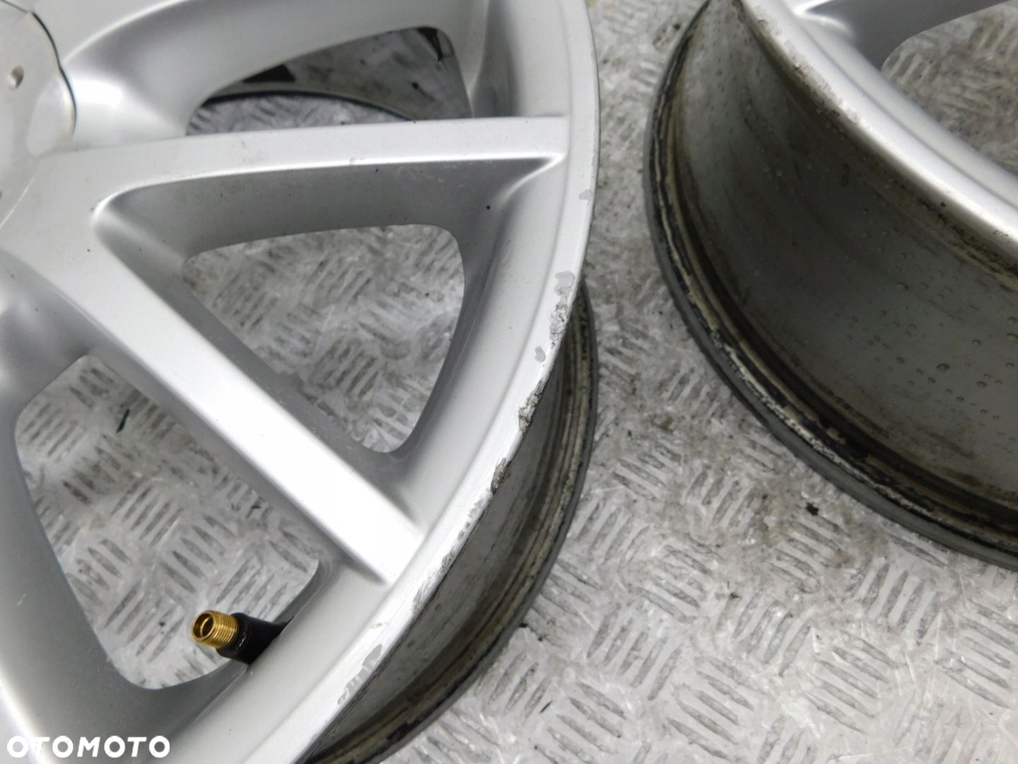 FELGI ALUMINIOWE 5x112 7Jx17 - VW GOLF V PASSAT B6 TOURAN CADDY JETTA - 8