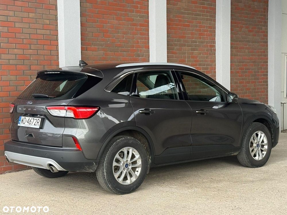 Ford Kuga 1.5 EcoBoost FWD Titanium - 4