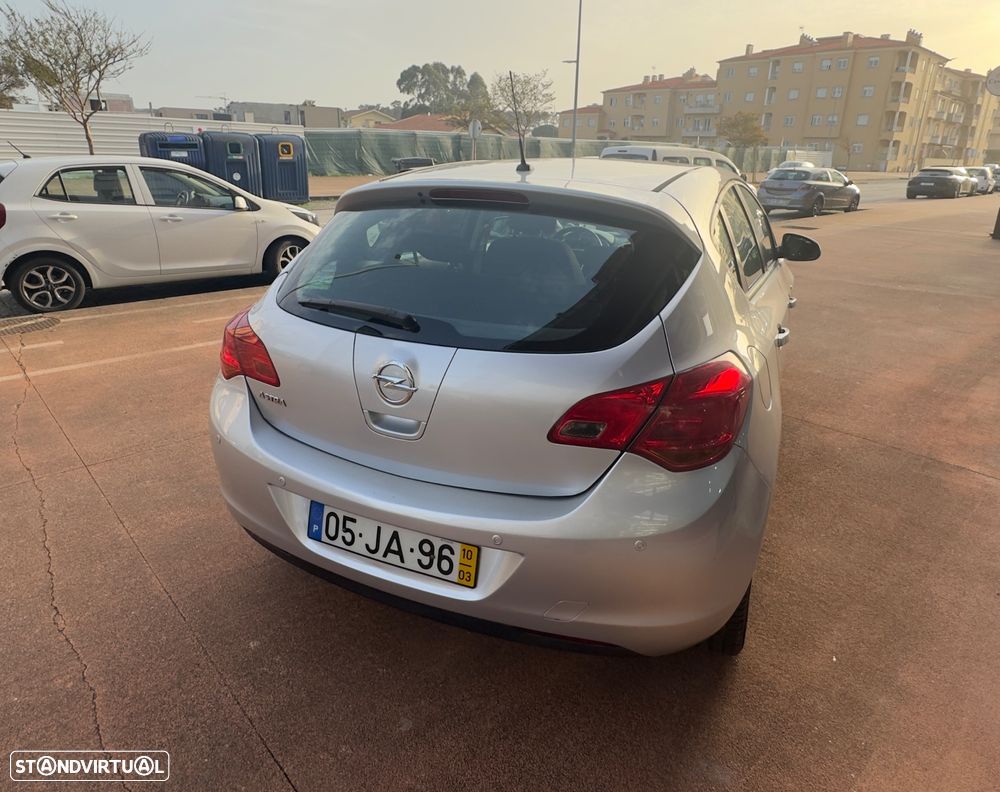 Opel Astra 1.4 Executive J16 - 3