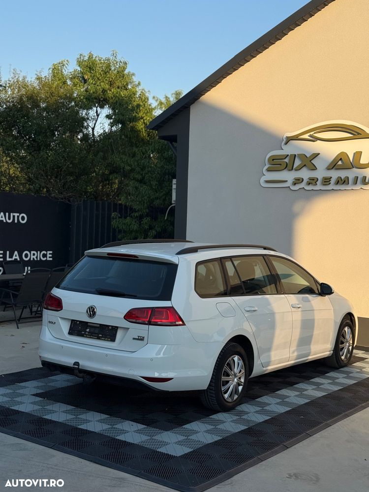 Volkswagen Golf 1.6 TDI BMT Comfortline - 18