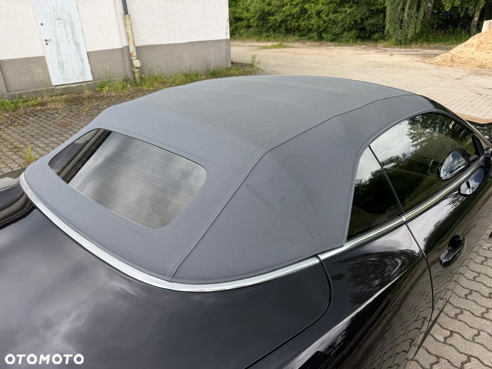 Jaguar XK 5.0 V8 Portfolio - 22