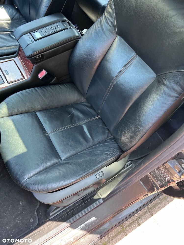 BMW Seria 7 740i - 24