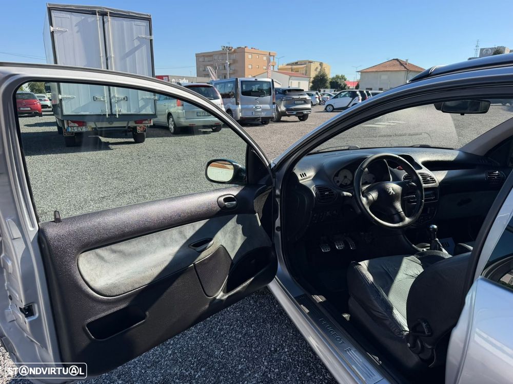 Peugeot 206 1.6 GTi - 15