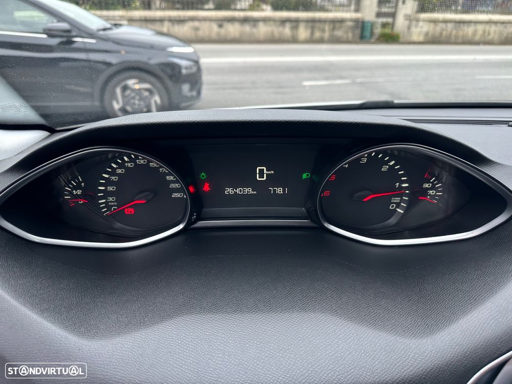 Peugeot 308 SW 1.6 BlueHDi Allure - 16