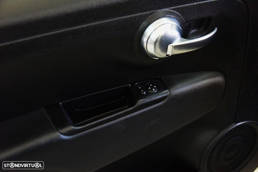 Fiat 500 1.0 Hybrid Connect - 29