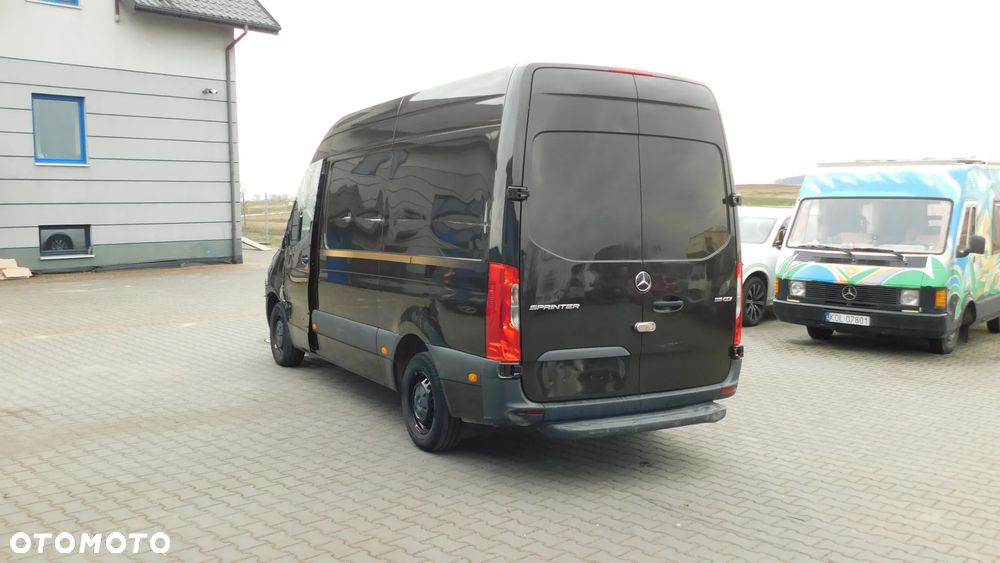 Mercedes-Benz SPRINTER 311CDI L2H2 Silnik 2,0  106tyś.km FV23% - 7