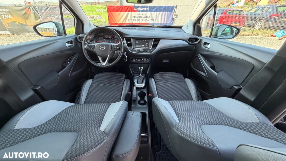 Opel Crossland - 10
