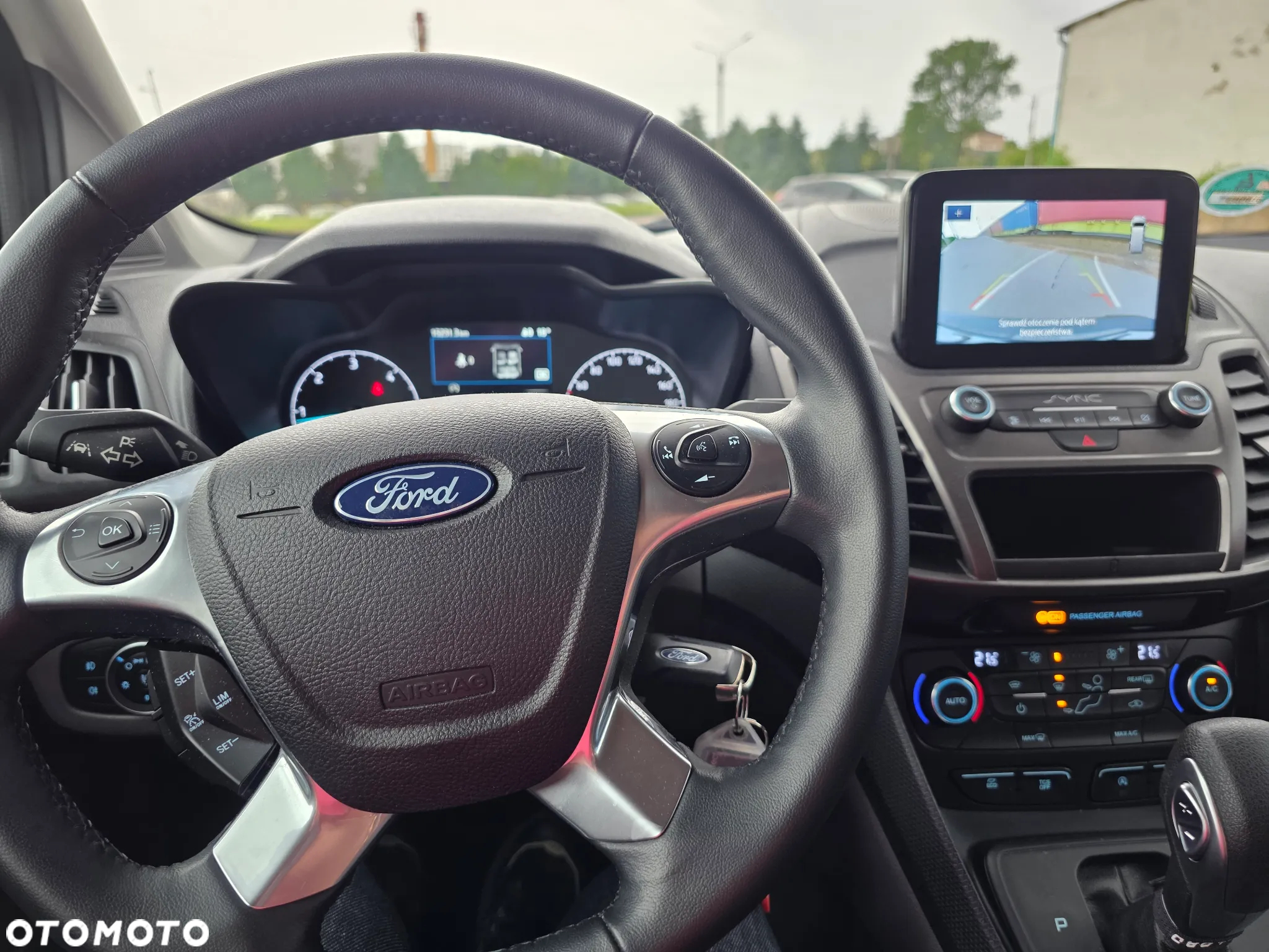 Ford Transit Connect 240 L2 Autm Trend - 31