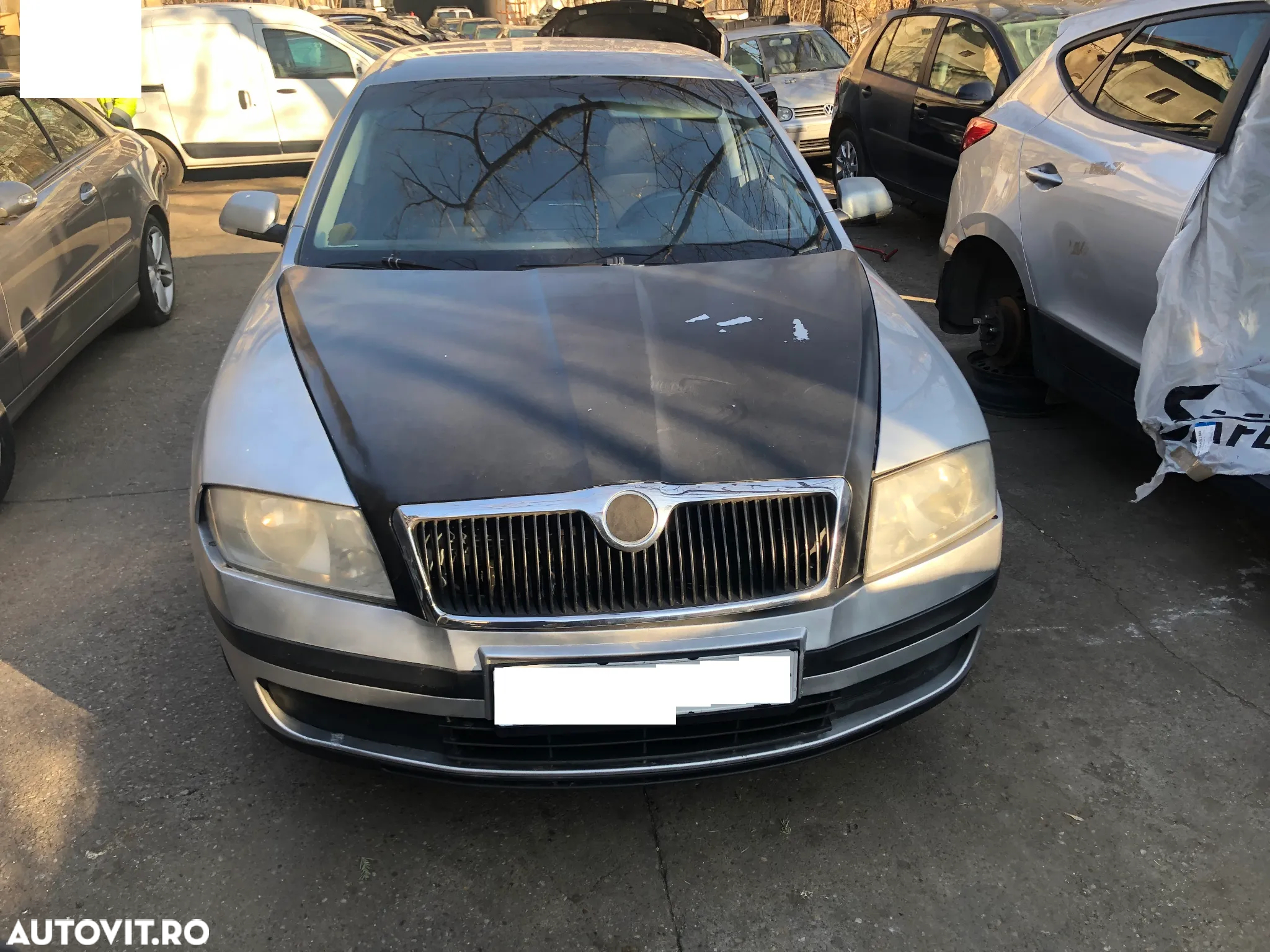 Dezmembrez Skoda Octavia 2 gri 1.6 benzina 2005 - 6