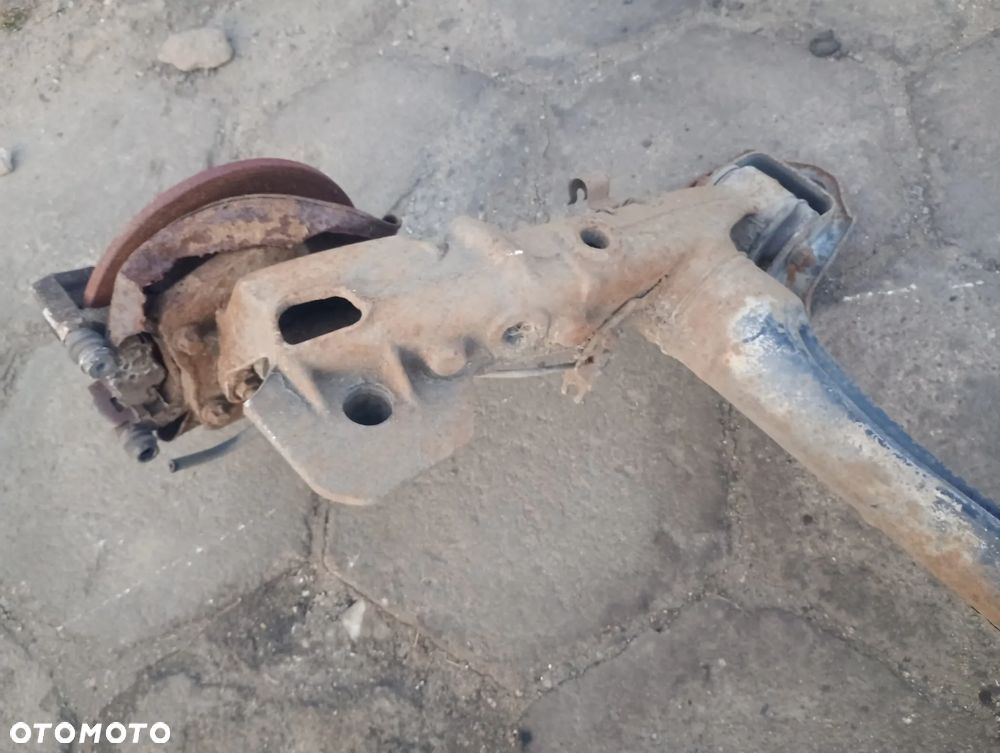 OPEL MERIVA A belka zawieszenia tylna tył - 5