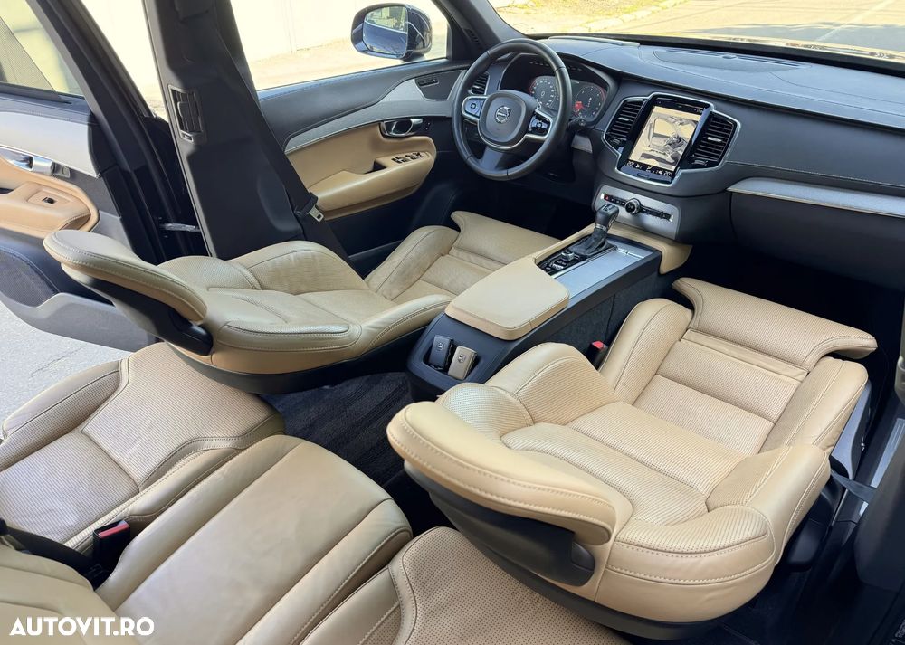 Volvo XC 90 D5 AWD Geartronic Inscription - 24