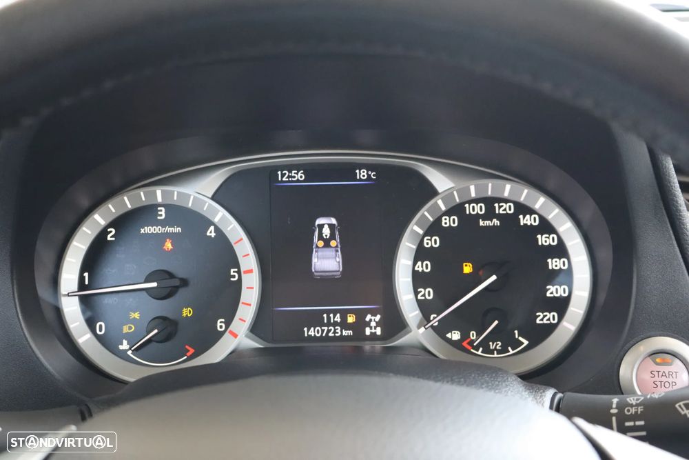 Nissan Navara 2.3 dCi CD 4WD N-Connecta Nav+Barras - 17