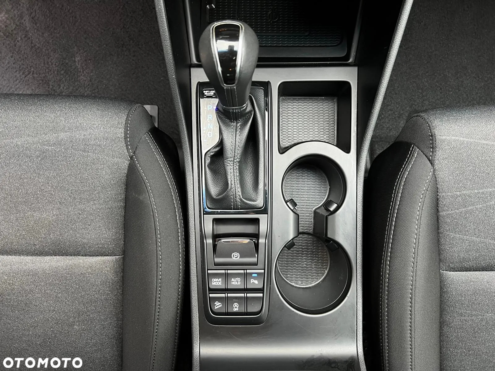 Hyundai Tucson 1.6 CRDi 48V-Hybrid 2WD DCT Trend - 27