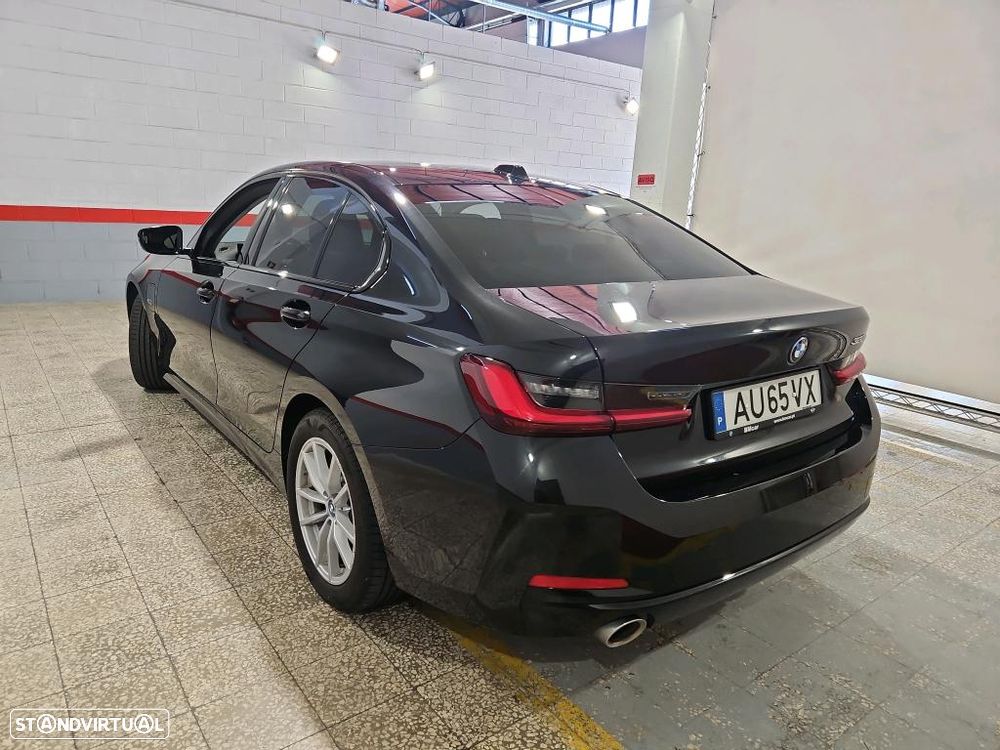 BMW 320 e Auto - 3