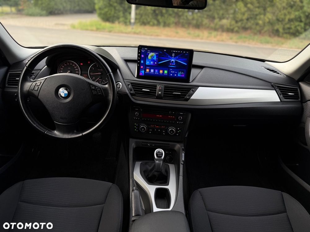 BMW X1 sDrive18i Sport Line - 27